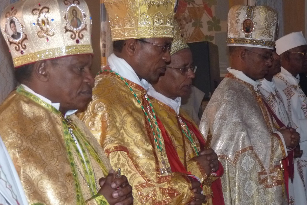 De vier eparchen of bisschoppen van Eritrea, waar de katholieken eveneens een oosterse ritus hanteren