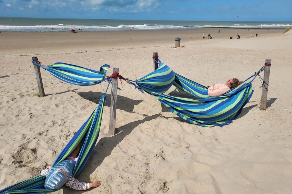 ‘Het voelde heel geborgen en beschermde tegen de sterke zeebries.’