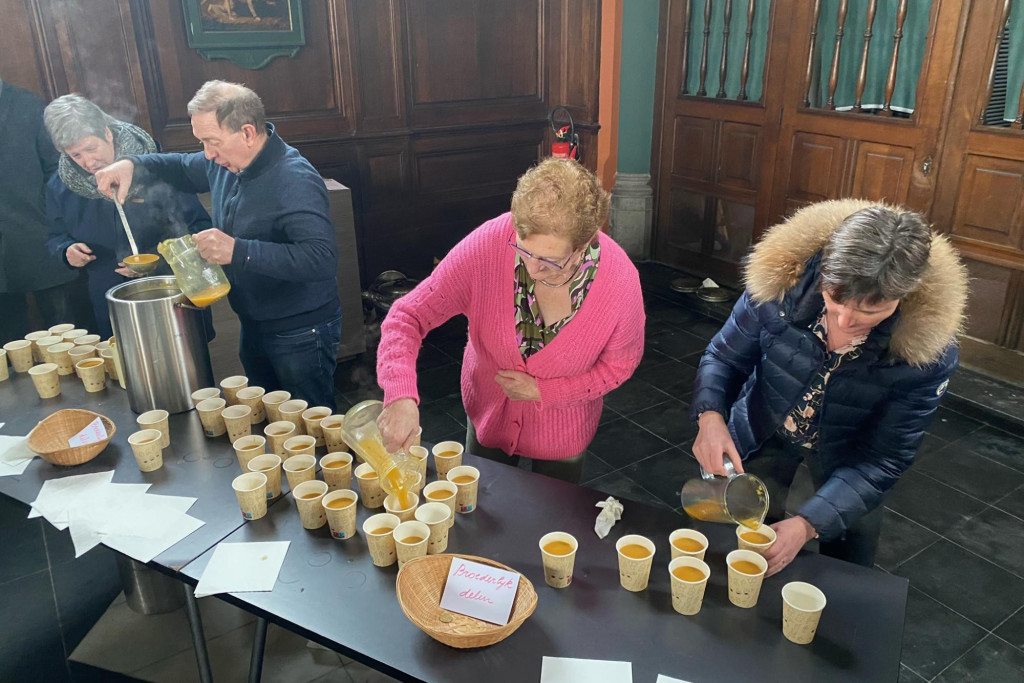 Tal van acties, zoals hier in Oedelem, zorgden ervoor dat Broederlijk Delen terugkijkt op een geslaagde campagne. Tal van acties, zoals hier in Oedelem, zorgden ervoor dat Broederlijk Delen terugkijkt op een geslaagde campagne.