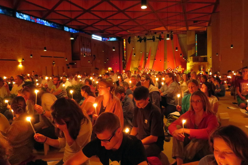 Avondgebed in Taizé