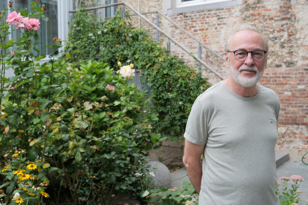 Guido Steeman tijdens zijn bezoek aan het Bisschopshuis in Brugge