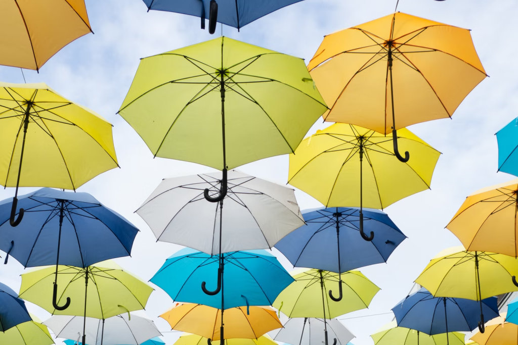 'Volgens mij vind je God veel sneller terug in een stralend zonnetje met een lichte bries dan in grijs miezerweer of aanhoudende regenvlagen.' 