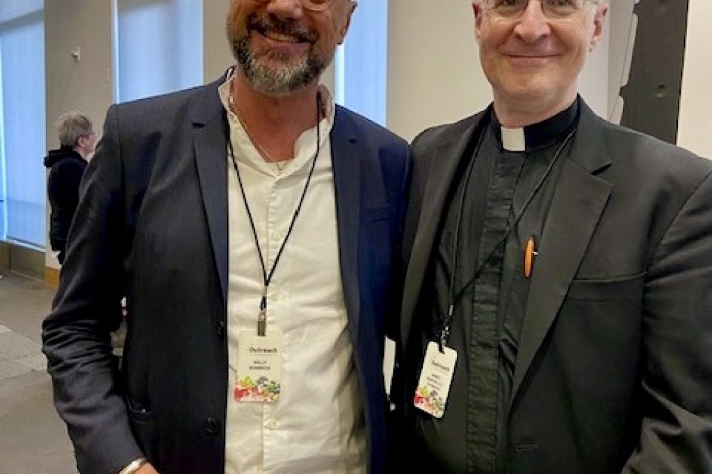 Willy Bombeek en James Martin op de Outreach Conferentie in New York.