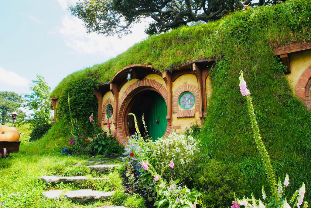 In Nieuw-Zeeland kun je de set bezoeken van The Lord of the Rings. Dit is de plek waar de avonturen van Bilbo en Frodo beginnen.