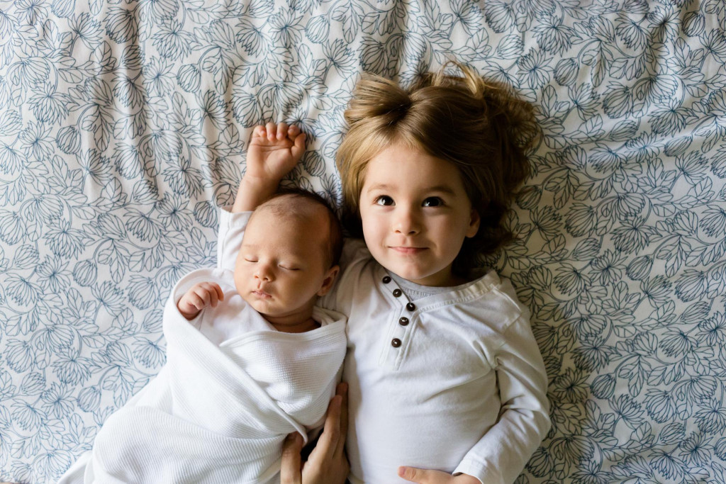 De 3 populairste namen voor meisjes geboren in 2017 in België zijn Emma, Olivia en Louise. De 3 populairste namen voor meisjes geboren in 2017 in België zijn Emma, Olivia en Louise.