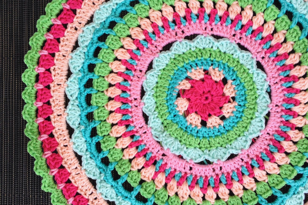 ‘Je maakt je werk zo kleurig als je zelf wilt: rustig in pastel of in twintig spetterende kleurtjes door elkaar.’