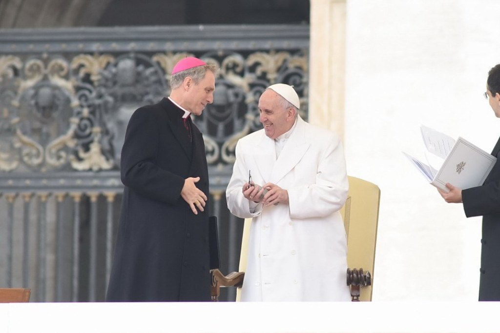 Georg Gänswein met paus Franciscus