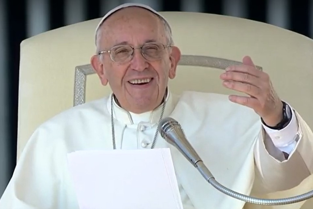 Paus Franciscus tijdens de algemene audiëntie