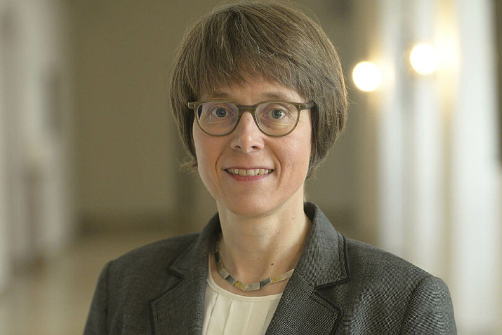 Beate Gilles, de secretaris van de Duitse bisschoppen