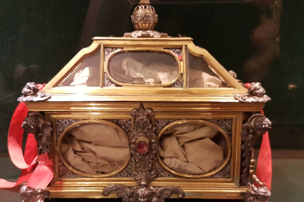 De tuniek van Thomas Becket