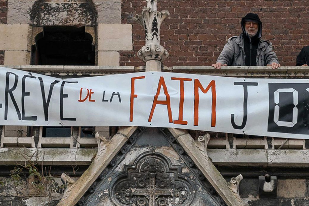 De jezuïet blijft nog tot 2 november in hongerstaking, uit respect voor overleden asielzoekers