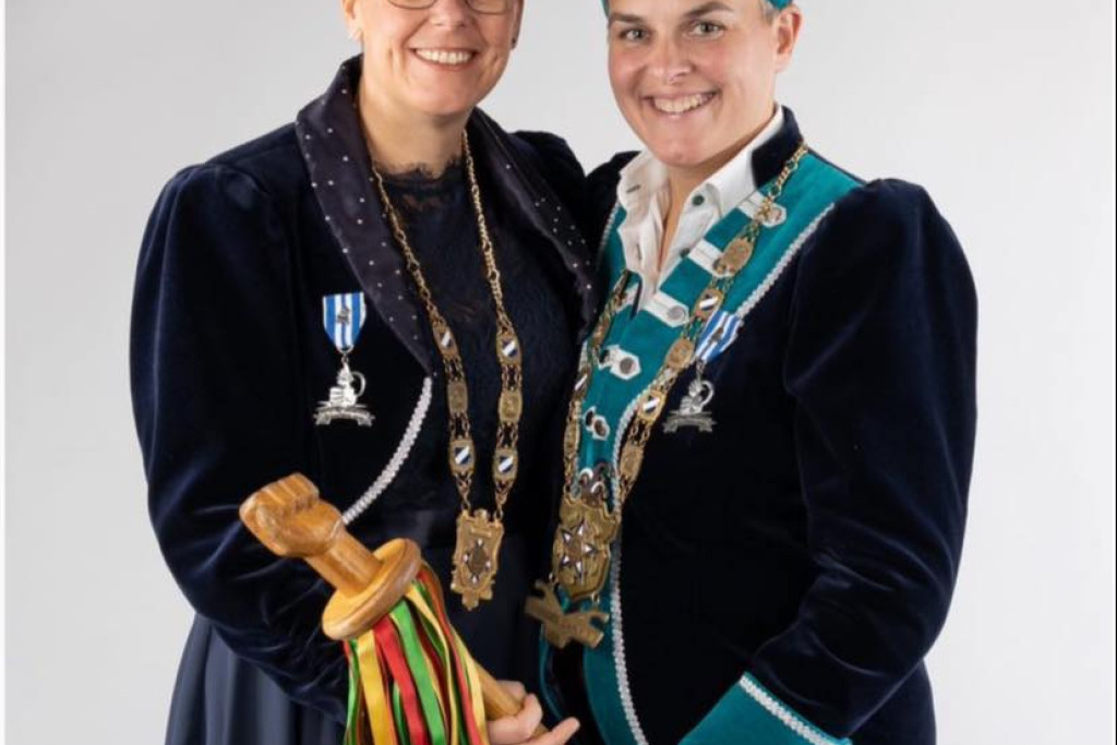 Carnavalsvereniging De Vreigeleire wijzigde uit steun op Facebook zijn profielfoto naar een foto van de carnavalsprinsessen