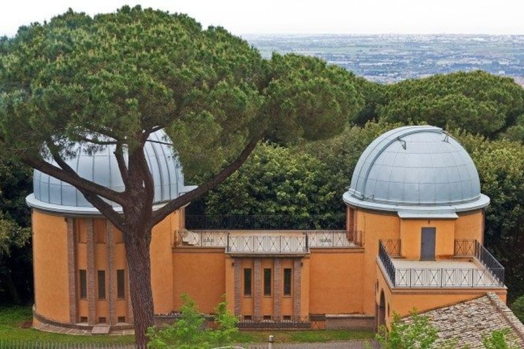 La Specola, zoals het Vaticaans Observatorium op Castel Gandolfo in het Italiaans liefkozend genoemd wordt