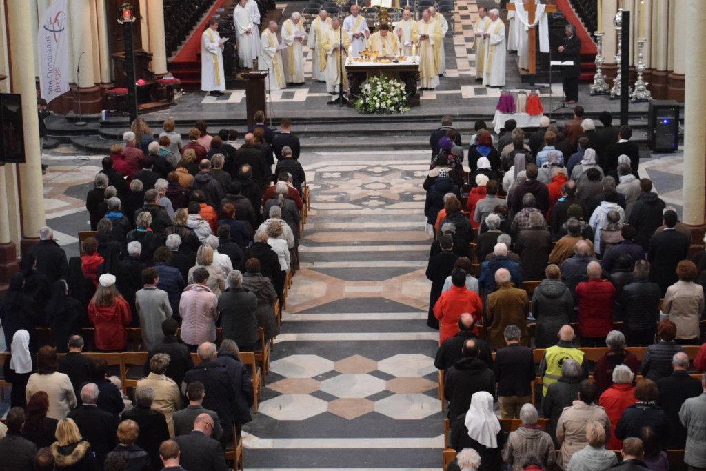 Chrismamis in de Brugse Sint-Salvatorkathedraal