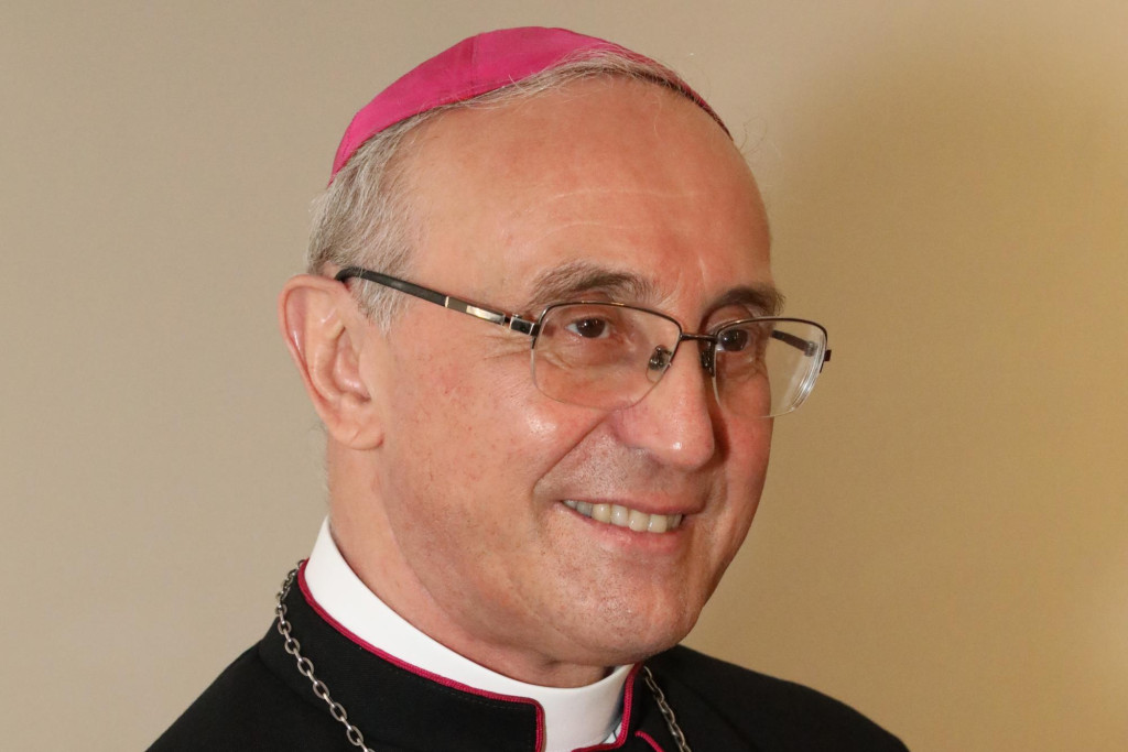 Aartsbisschop Leopoldo Girelli