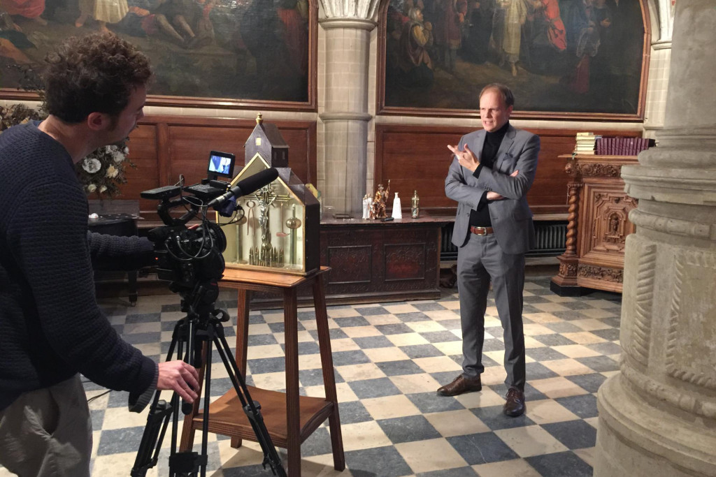 'Hemels Gerief', een miniserie met Hans Geybels, door regisseur Wouter Verstichel.