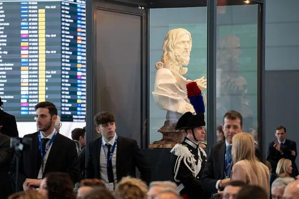 Het beeld van de Salvator Mundi van Bernini