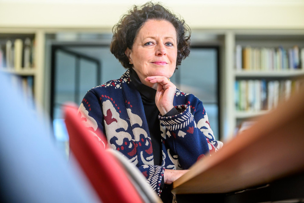 Mia De Schamphelaere: ‘Vandaag worden we geconfronteerd met een gevoel van woede en zelfs haat tegenover de Kerk en dat is soms moeilijk te plaatsen.’ Mia De Schamphelaere: ‘Vandaag worden we geconfronteerd met een gevoel van woede en zelfs haat tegenover de Kerk en dat is soms moeilijk te plaatsen.’