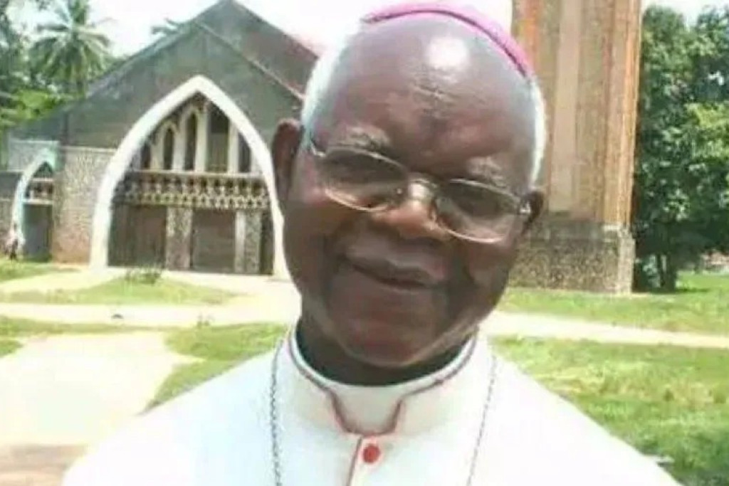 Mgr. Marie-Edouard Mununu Kasiala 