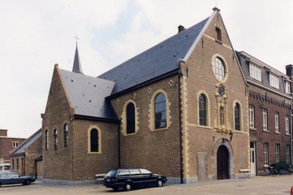 De kapucijnenkerk in Maaseik