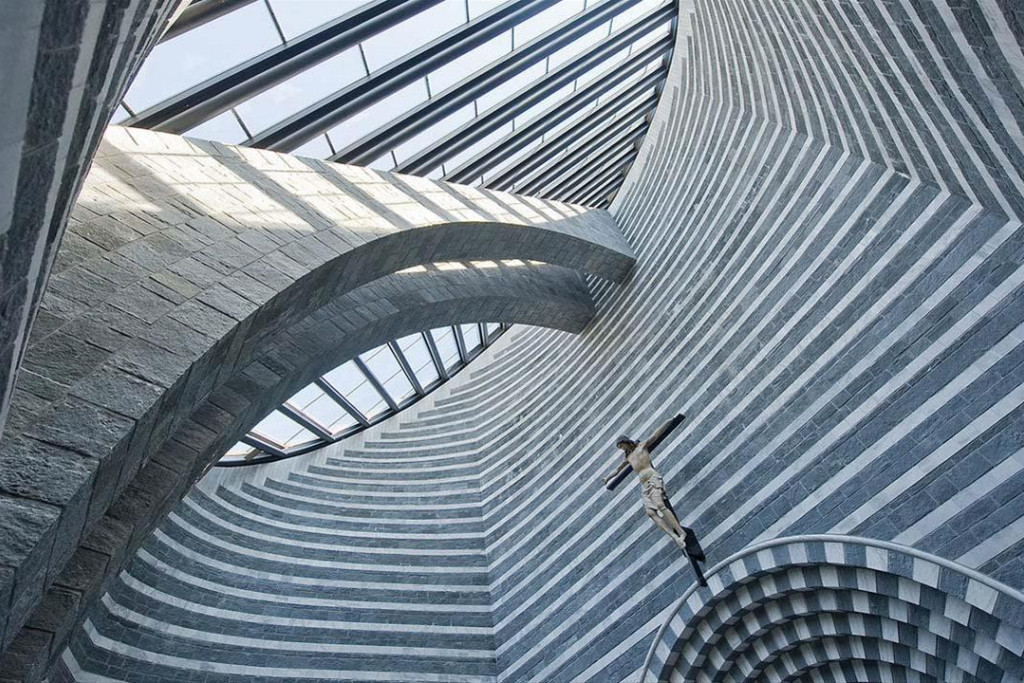 Goede kerkarchitectuur bevordert de religieuze ervaring