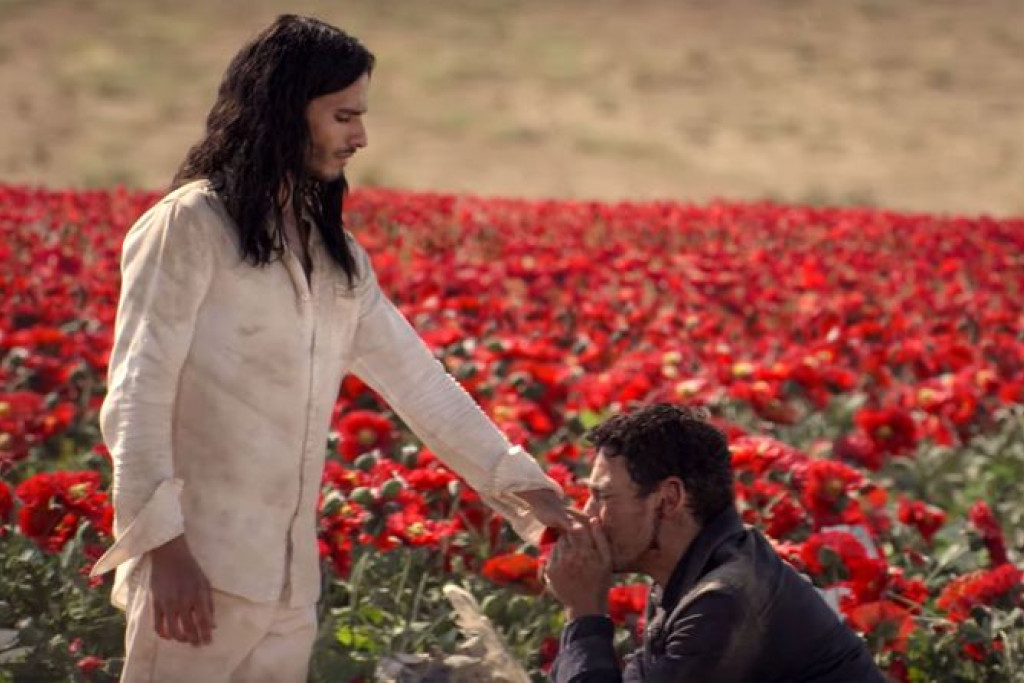 De 34-jarige Tunesisch-Belgische acteur Mehdi Dehbi vertolkt een Christusachtige figuur in de nieuwe – nu al controversiële - Netflix-reeks ‘Messiah’ 