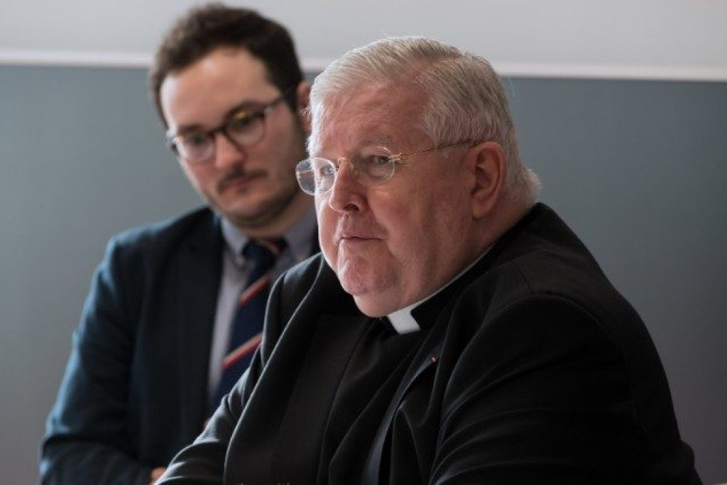 Mgr. Alain Paul Lebeaupin tijdens een lezing aan het Europacollege in Brugge in november 2016