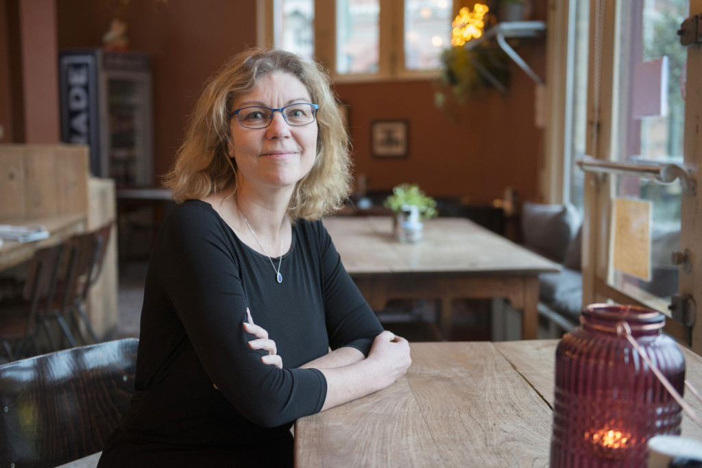 Mirjam van Reisen, hoogleraar aan de Tilburg University en eerste titularis van de leerstoel Computing for Society aan de universiteit van Leiden