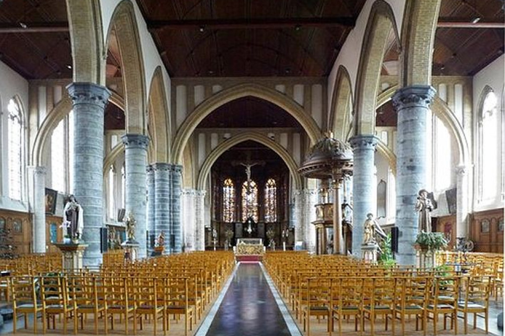 De Onze-Lieve-Vrouwekerk in Poperinge