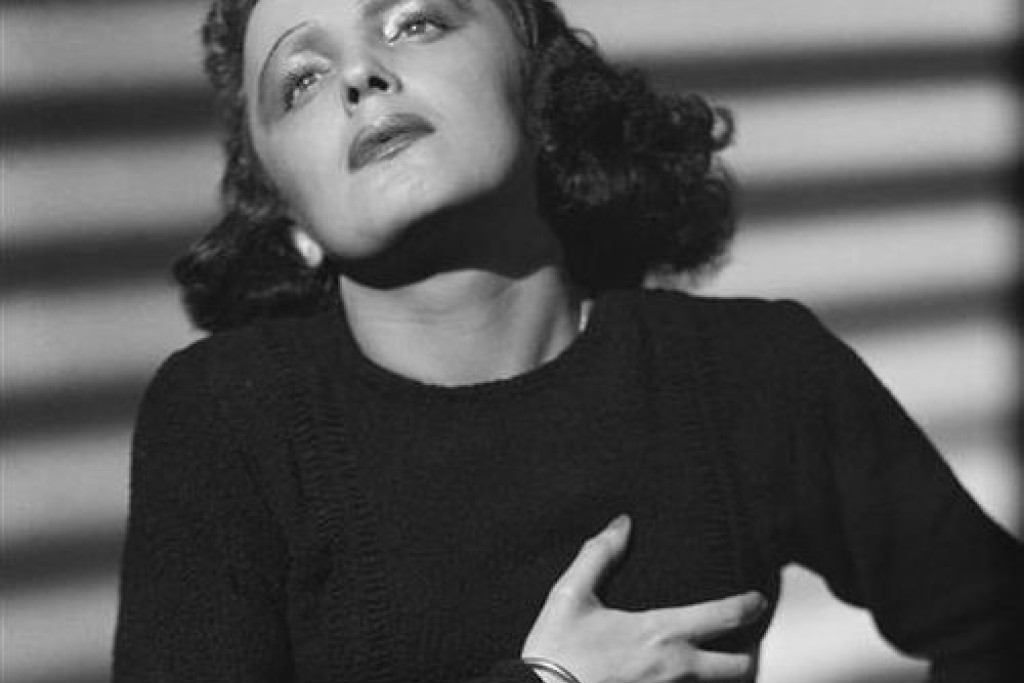 Edith Piaf in 1939