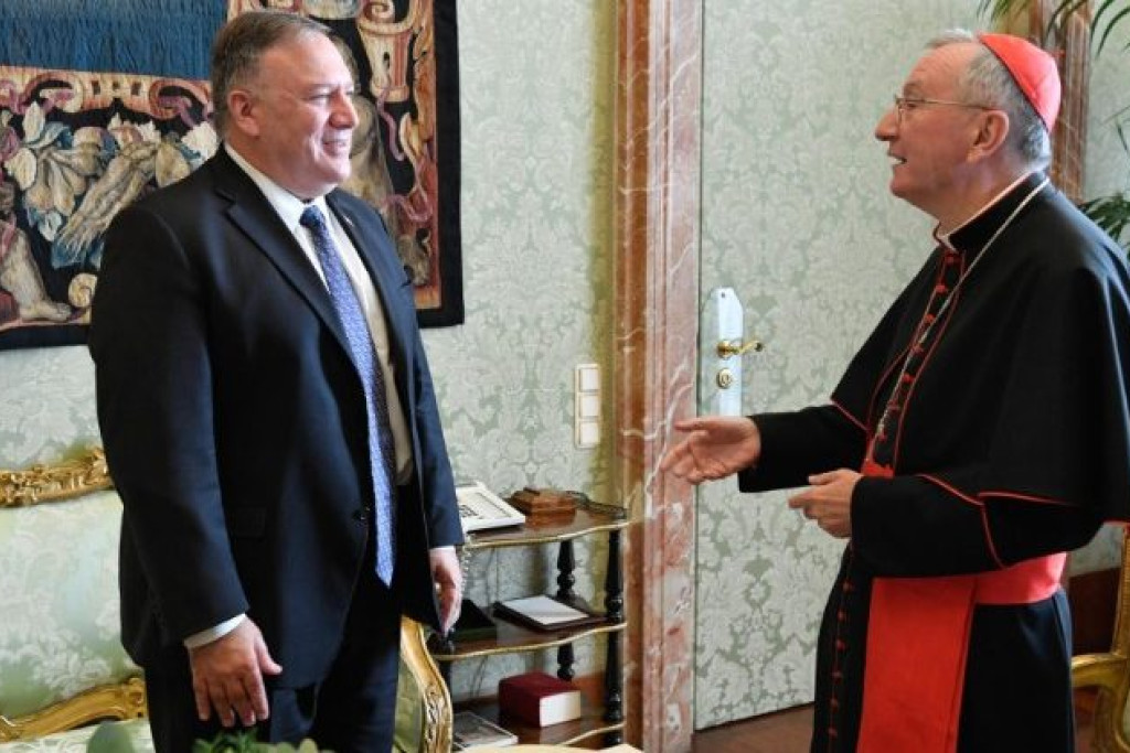 Mike Pompeo bij Staatssecretari!s Pietro Parolin