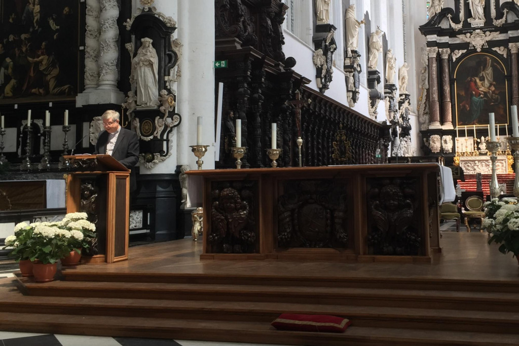 Na een afwezigheid van meer dan 170 jaar keren de dominicanen op vraag van de Antwerpse bisschop Johan Bonny terug naar de Sint-Pauluskerk