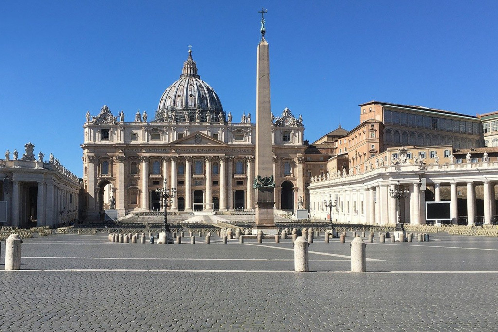 Het Sint-Pietersplein in Rome in tijden van corona