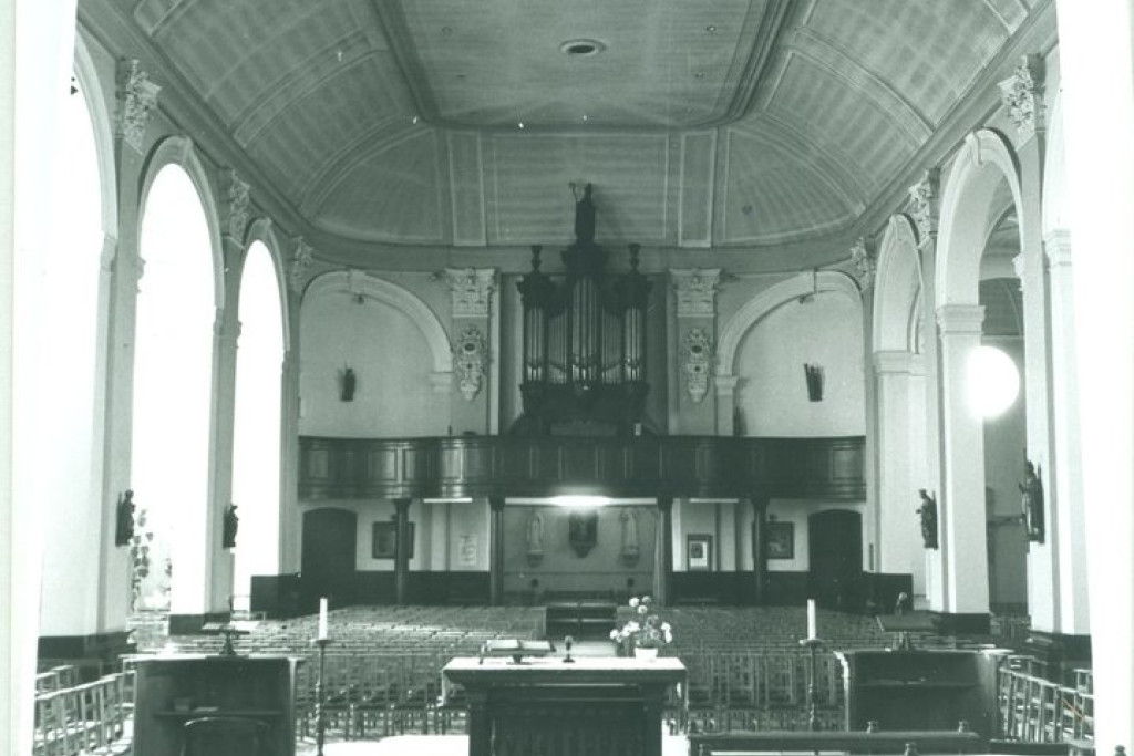 Interieur van de Sint-Servaaskerk in het Limburgse Diepenbeek