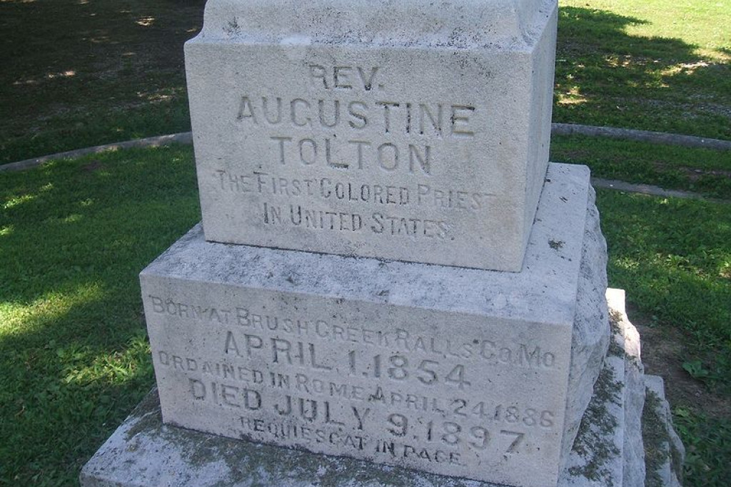 Het graf van Tolton in Quincy, Illinois
