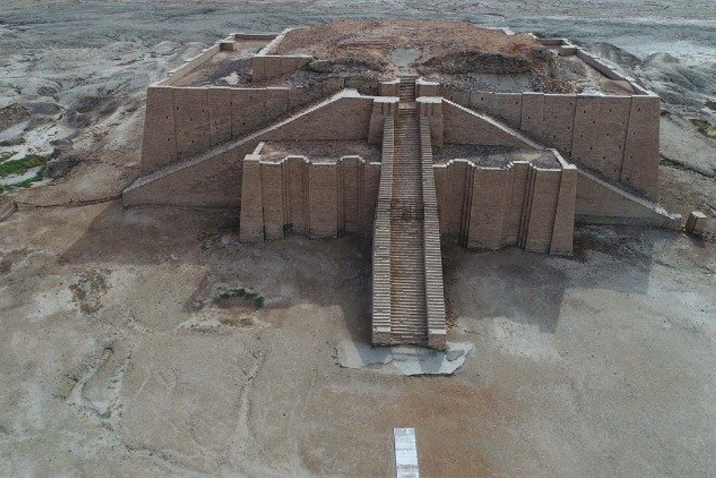 De toren van de Mesopotamische stad Ur