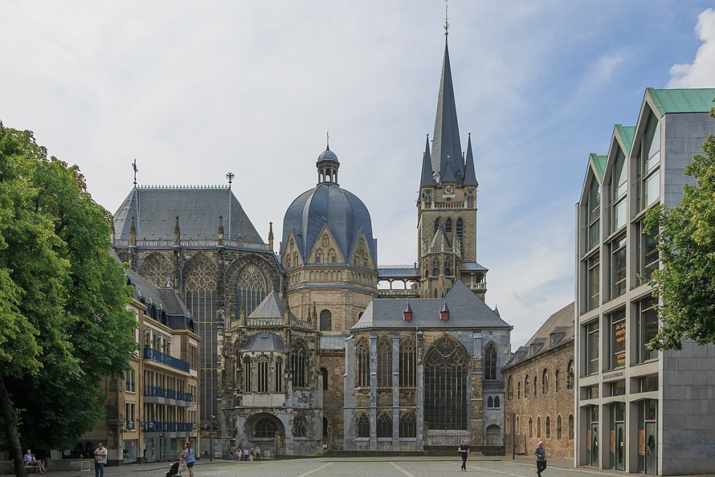 Dom van Aken