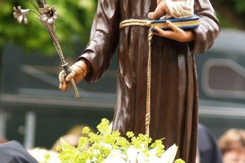 Het processiebeeld van Sint-Antonius van Padua 
