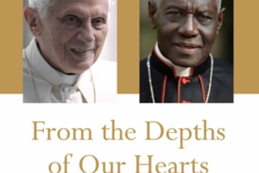 De cover van de Engelstalige versie van het boek van emeritus paus Benedictus XVI en kardinaal Sarah