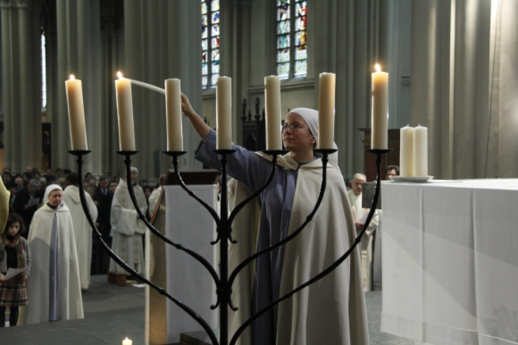 De monastieke gemeenschap in Sint-Gillis