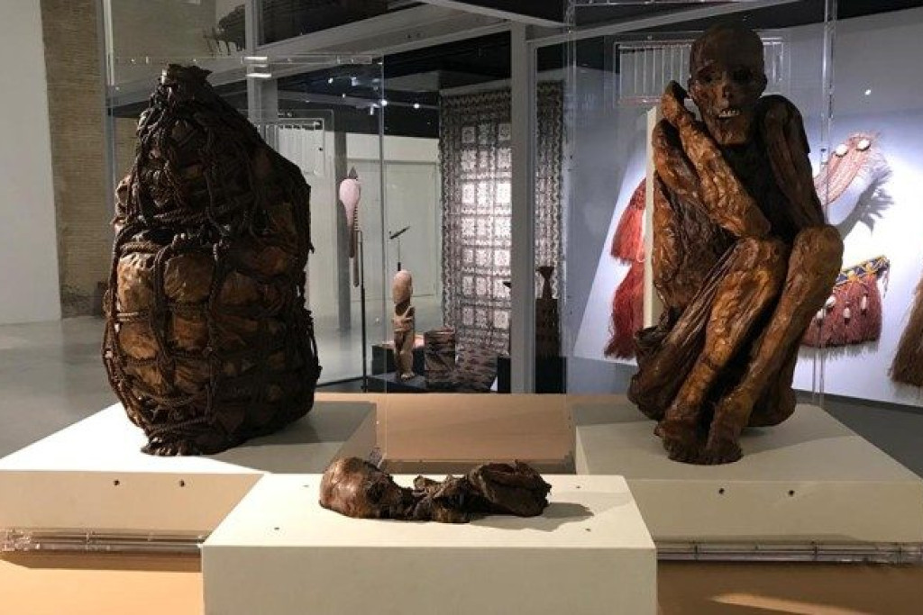 De drie Peruaanse mummies