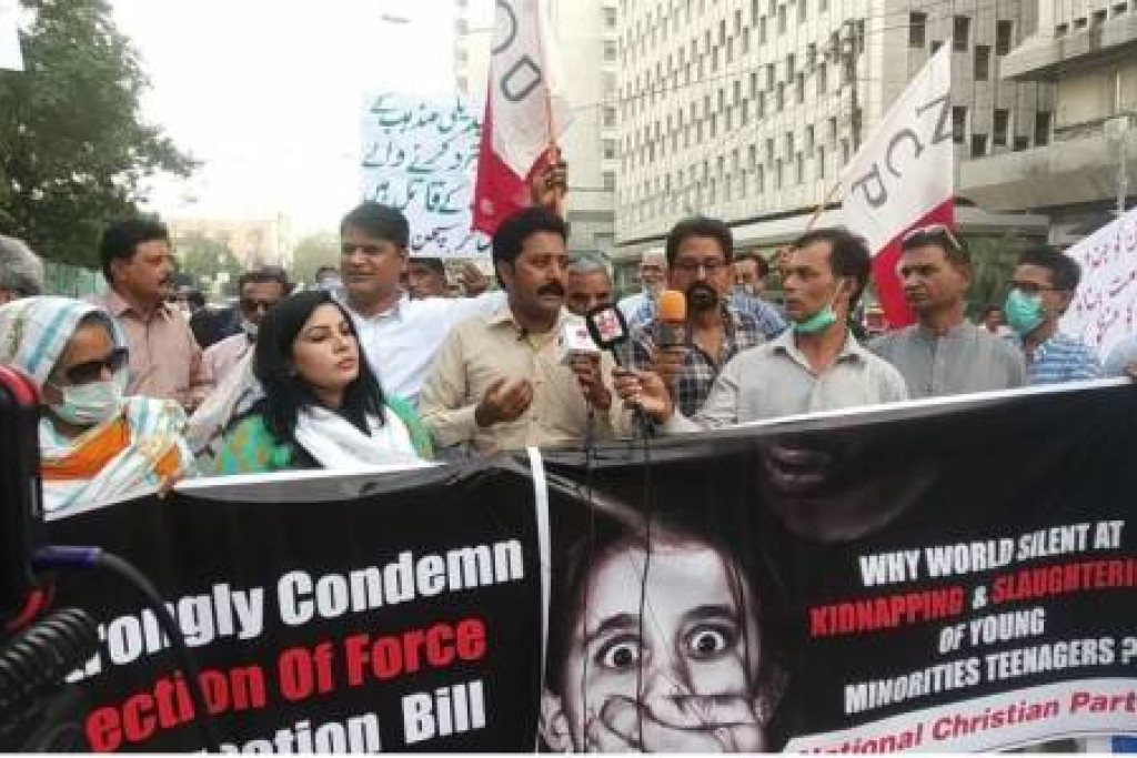Protest tegen de ontvoering van jonge vrouwen in Pakistan