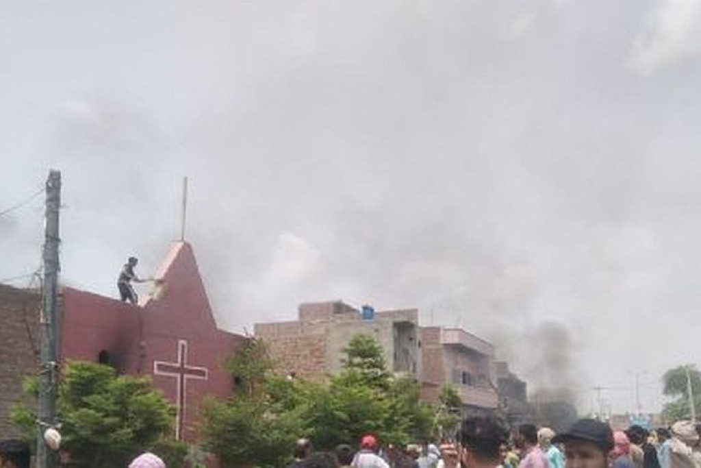 Aanval tegen een kerk in Jaranwala