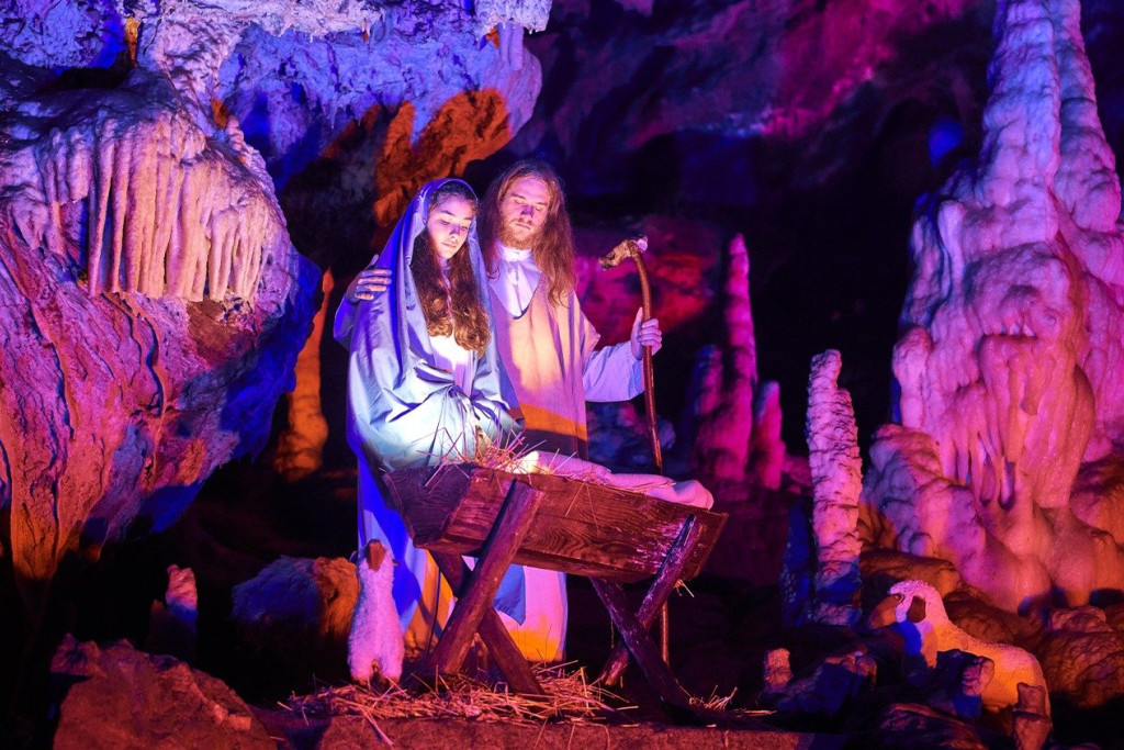 Jezus en Maria in de grotten van Postojna