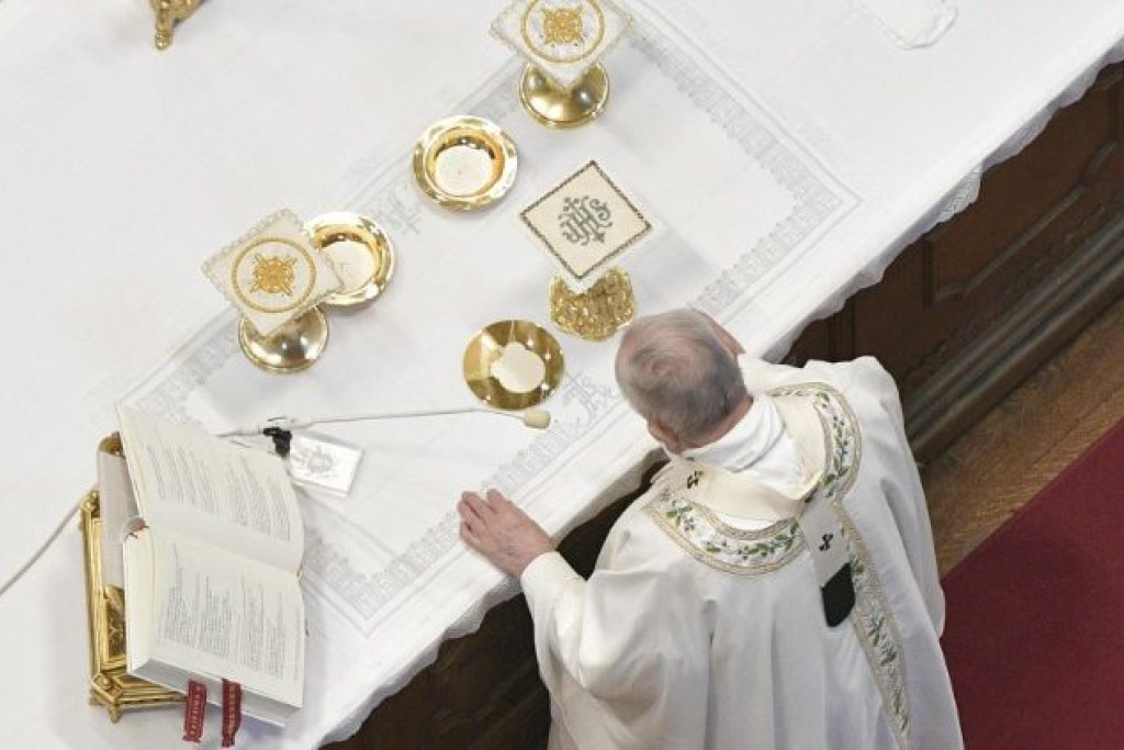'Herontdek de schoonheid van de luiturgie'