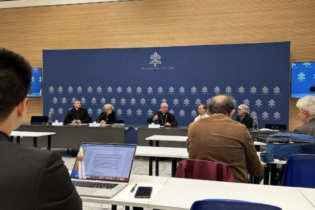 Voorstelling van het werkdocument in Rome