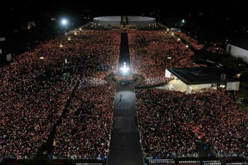 Herdenking van de Mariaverschijning in Fatima